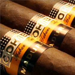 COHIBA MAGICOS MADURO 5 BN 10